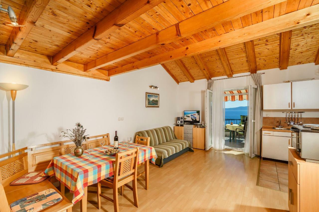 Apartmani Amila-Pisak Eksteriør billede